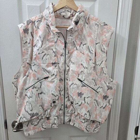 Free People Jackets & Blazers - FP Movement Off the Grid Vest Womens Large Free People‎ Pink Gray Outdoor Hiking